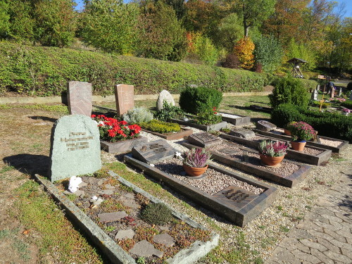 Einzelgrabstätten von Erdbestattung auf dem Friedhof Fürstenwald in Calden