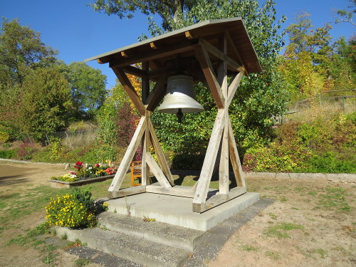 Friedhofsglocke auf dem Friedhof Fürstenwald in Calden