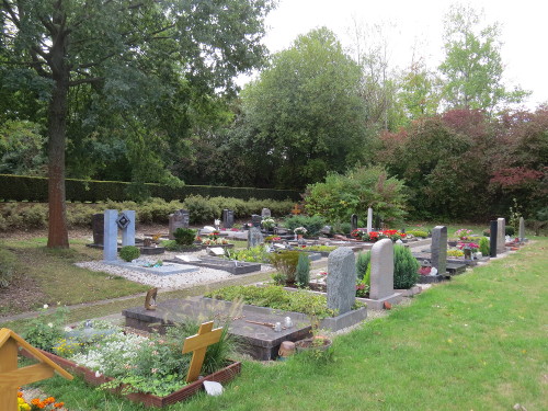 Einzelgrabstätten von Beerdigungen auf dem Friedhof Bergshausen in Fuldabrück