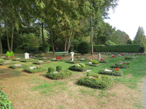 Urnenbestattung auf dem Friedhof Niederzwehren in Kassel