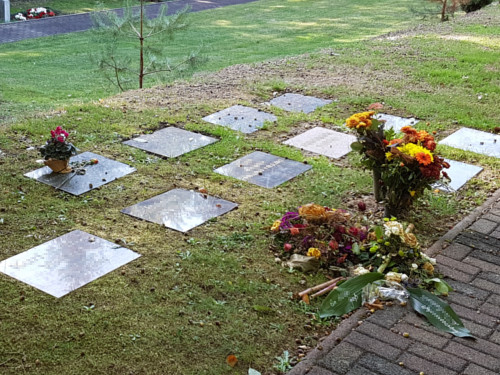 Feuerbestattung auf dem Friedhof in Dahlheim