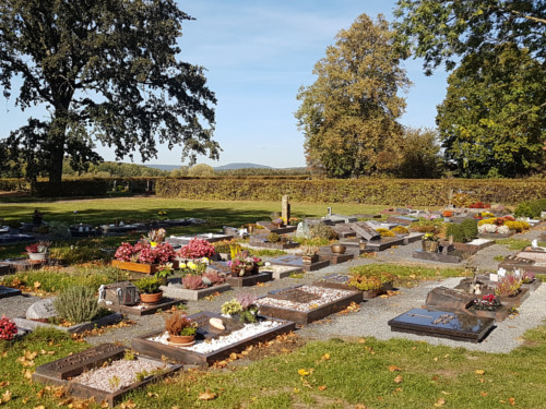 Feuerbestattung auf dem Friedhof in Landwehrhagen